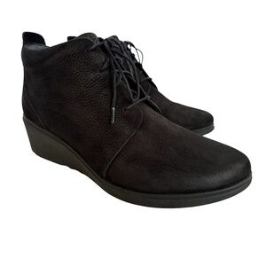 Clarks Unstructured Women's Ankle Booties Black Leather Lace Up Flats Size 10 M